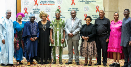 SAA Executive Board members, members of the Diplomatic corps with the Minister of Health, Benin