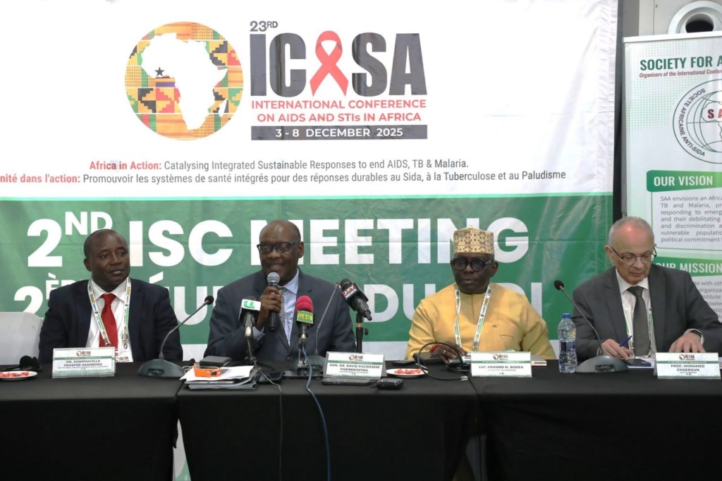 From left to right : (Director-General of the Ghana AIDS Commission, Dr Kharmacelle Prosper Akanbong, Dr David Pagwesese Parirenyatwa, President of the Society for AIDS in Africa,Mr Luc Armand Bodea, Director of ICASA and Coordinator of the SAA and Prof Muhammad Chakron Vice President of the Society for AIDS in Africa