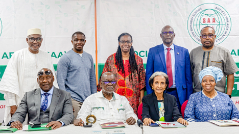 Group Photo of SAA Executive Board Members (from Left: Dr. Aliou Sylla, Treasruer; Dr. Avelin Aghokeng Fobang, Deputy Secretary-General; Prof. Morenike O. Ukpong, Member, Hon. Dr. Dr. Nchabi Richard Kamwi, SAA President, and Dr. Djoualdbaye Benjamin, Member) and SAA Board of Trustees (from left: Hon. Dr. David Pagwesese Parirenyatwa, Prof. Robert Soudre, Dr. Meskerem Grunitzky and Prof. Sheila Tlou)